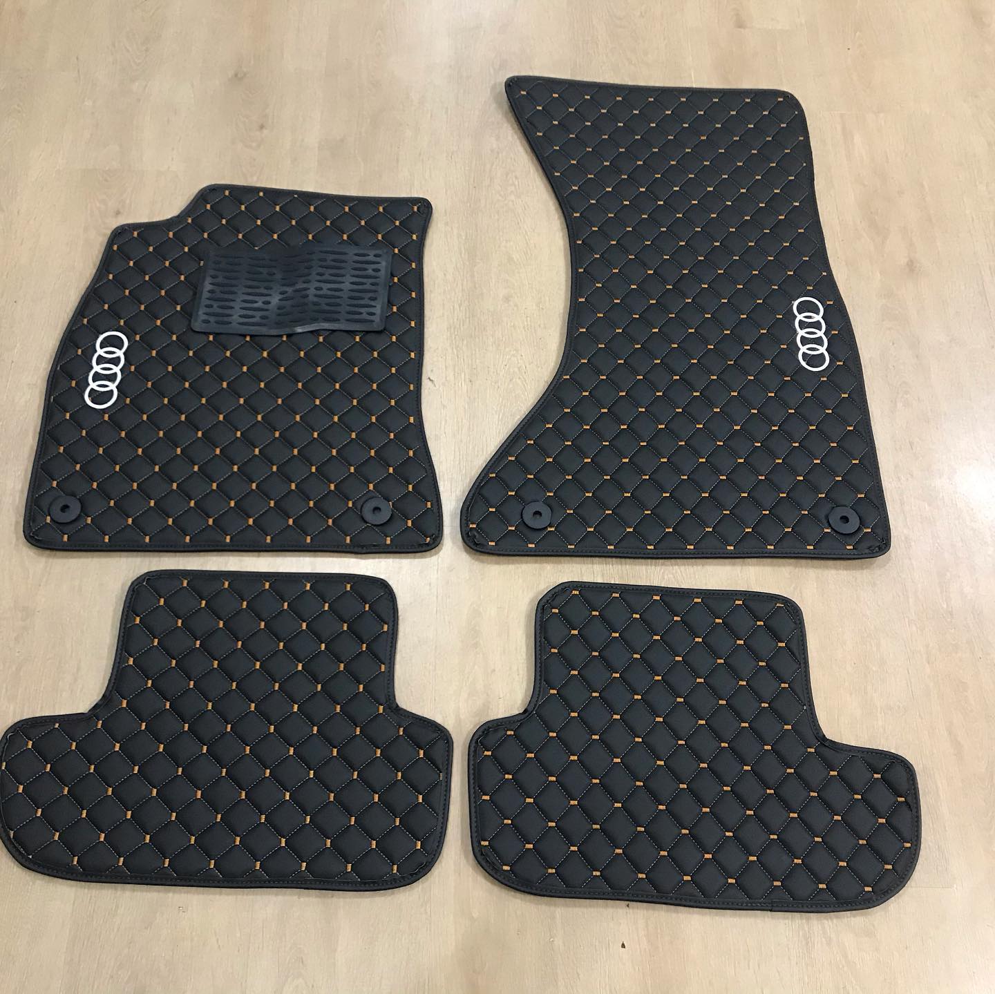 Audi Cabriolet 1992-2002 Leather Car Floor Mats Set, All Audi Models Waterproof Custom Car Mat Set