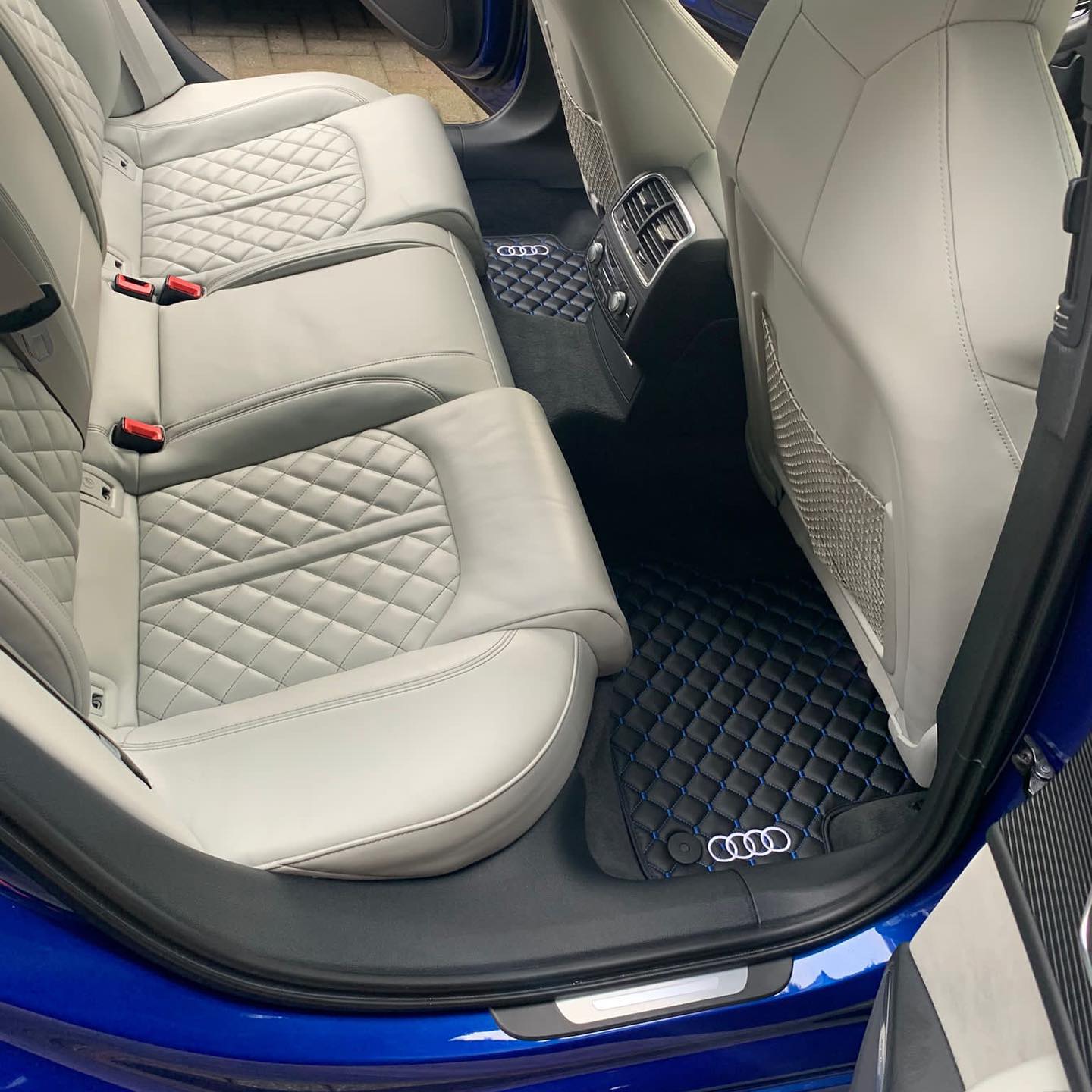 Audi E-Tron 2019 and onwards Leather Car Floor Mats Set, All Audi Models Waterproof Custom Car Mat Set